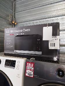LG '21' Stainless Steel Countertop Microwave on Sale‼️ - Photo 8
