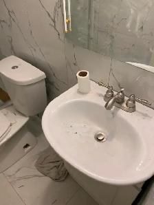Two Bed room Basement Unit in Malton Mississauga for Rent - Photo 2