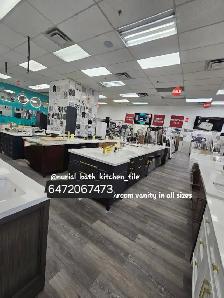 Vanity, Kitchen Cabinet, Countertop, Mirror, Toilet - Photo 7