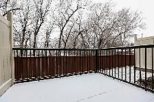 STUNNING 3 BED 1.5 BATH TOWNHOUSE - Lorette - Photo 10