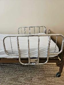 Hospital Bed - Photo 4