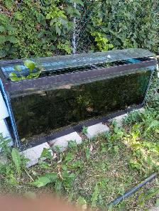 Used Aquarium, Fish Tank - Photo 2
