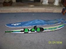 O'Brien Slalom Waterski