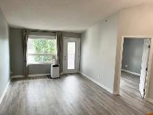 South Terwillegar 2 Bedroom   Den Condo - Photo 3