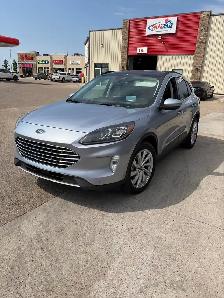 2022 Ford Escape Titanium AWD 2.0