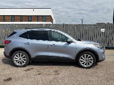 2022 Ford Escape Titanium AWD 2.0 - Photo 3