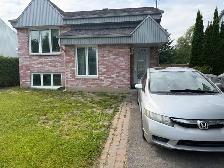 DUPLEX Grand 41/2 très lumineux - Abri tempo - Électros inclus - Photo 3