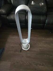 Dyson Fan with remote. $280. Works great - Photo 3