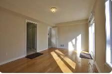 Private Room for Rent – Leaside Park Drive, East York