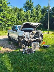 2021 Chevy Silverado 1500 AS IS - Photo 2