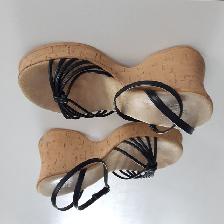 SANDALES ITALIENNES CHICS, SEMELLES EN LIÈGE GR 7 FEMME: $10.00 - Photo 3