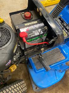 Ford lawnmower - Photo 4