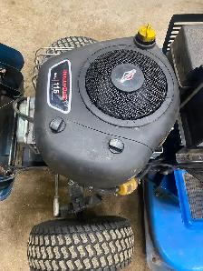 Ford lawnmower - Photo 5
