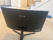 32" TV screen for sale