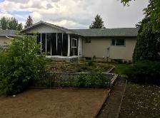 House for Rent 22 Dumont Cres. in Nutana Park (Eastside) - Photo 2