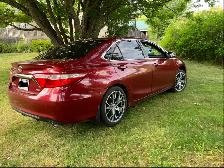 2017 Toyota Camry XSE - Photo 4