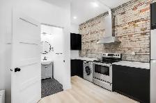 UPPER BEACHES LOFT STYLE APARTMENT