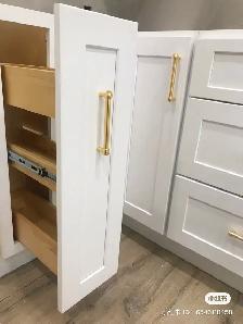 All wood kitchen and bath cabinets and countertop - Photo 2