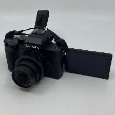 Panasonic Lumix DC-G100V Mirrorless Camera Vlogging Kit $499 - Photo 7