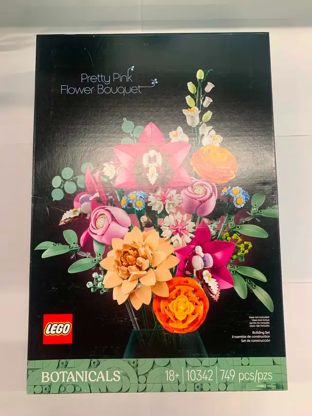 LEGO Pretty Pink Flower Bouquet 10342 Sealed