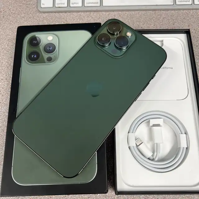 Apple iPhone 13 Pro Max 128GB Graphite Unlocked On Sale $580