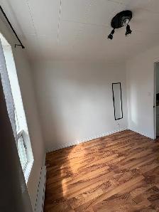 Superbe 4 ½ meuble a louer  au centre-ville de Trois-Rivière - Photo 2