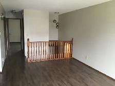 Townhouse for rent in Lakeview - Photo 5