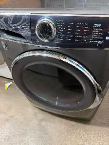 Electrolux 5.2 Cu. Ft. Front Load Washer | Warehouse Price