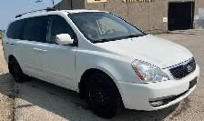 2014 Kia Sedona LX, Safetied - Photo 3