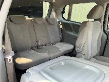 2014 Kia Sedona LX, Safetied - Photo 9