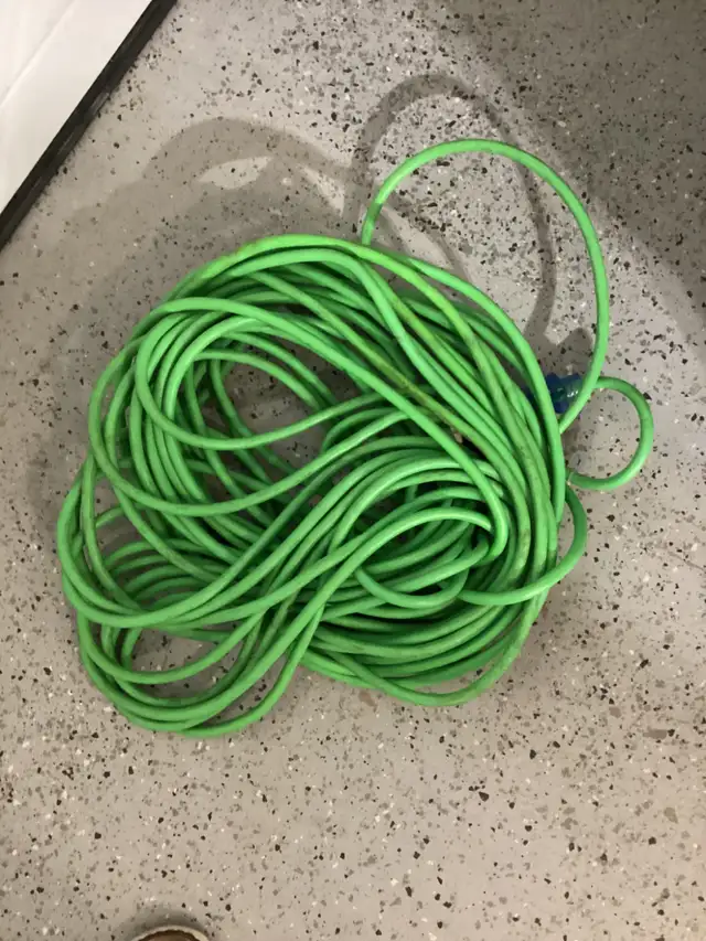 Noma 100ft.outdoors 14gauge extension cord