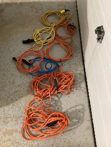 Extension cords vary in sizes