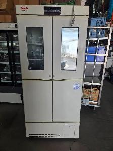 PANASONIC MPR-411F PHARMACEUTICAL REFRIGERATOR WITH FREEZER