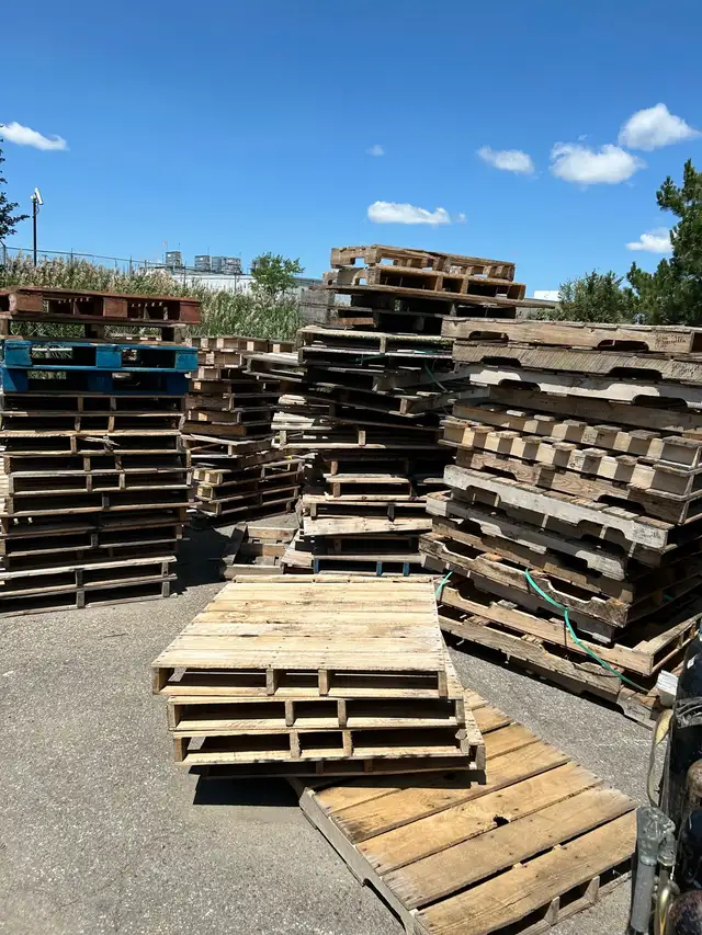Free Wood Pallets - Brampton