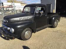 1952 Ford F1 pickup