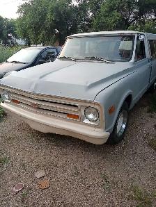 '68 Chevy C10 truck - Photo 2