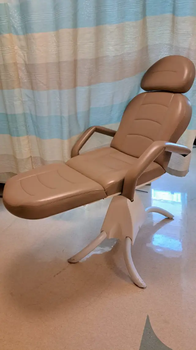 Galaxium Medical/Spa Bed for Sale