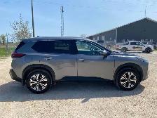 2021 Nissan Rogue SV - Photo 3