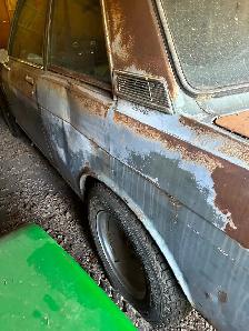 72 Datsun 510 2 door - Photo 3