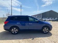 2018 Nissan Pathfinder SV Tech - Photo 4