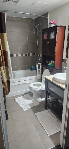 Private room for lease - Photo 5