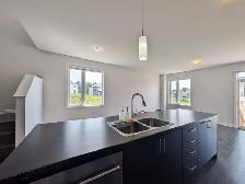 4 Bedroom Townhome/Garage/Basement/For Rent/Russell, ON/Ottawa - Photo 4