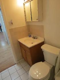 All Inclusive! 2-bedroom apartment ( 616 Silverbirch Rd) - Photo 5