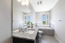 Beautiful townhouse for rent in Kanata Lakes - Photo 7