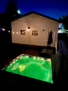 Furnished/Unfurnished Luxurious  5 Bedroom, 3.5 bath w/ hot tub