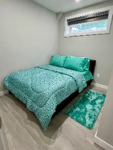 Furnished/Unfurnished Luxurious  5 Bedroom, 3.5 bath w/ hot tub - Photo 4
