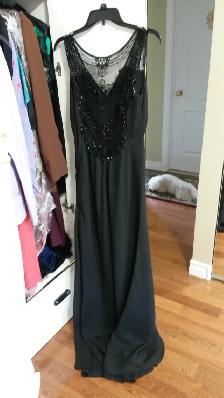 Gowns (Brand New) - Photo 4