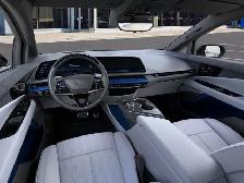 2027 Cadillac OPTIQ 4dr Premium Sport - Photo 18