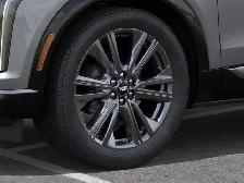 2027 Cadillac OPTIQ 4dr Premium Sport - Photo 12