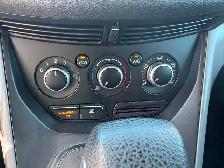 2016 Ford Escape SE - Photo 14